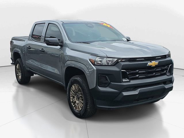 Used 2024 Chevrolet Colorado W/T image 1