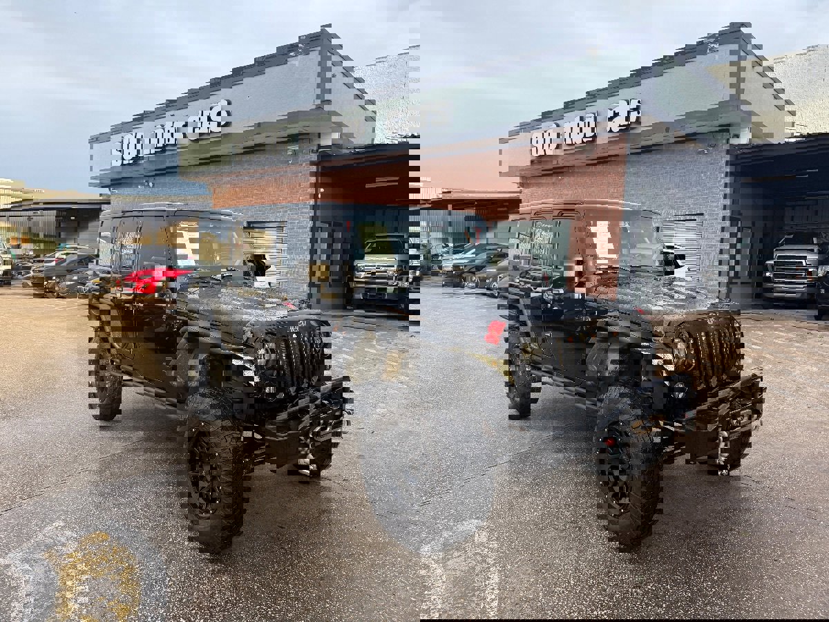 Used 2014 Jeep Wrangler Unlimited Rubicon image 3