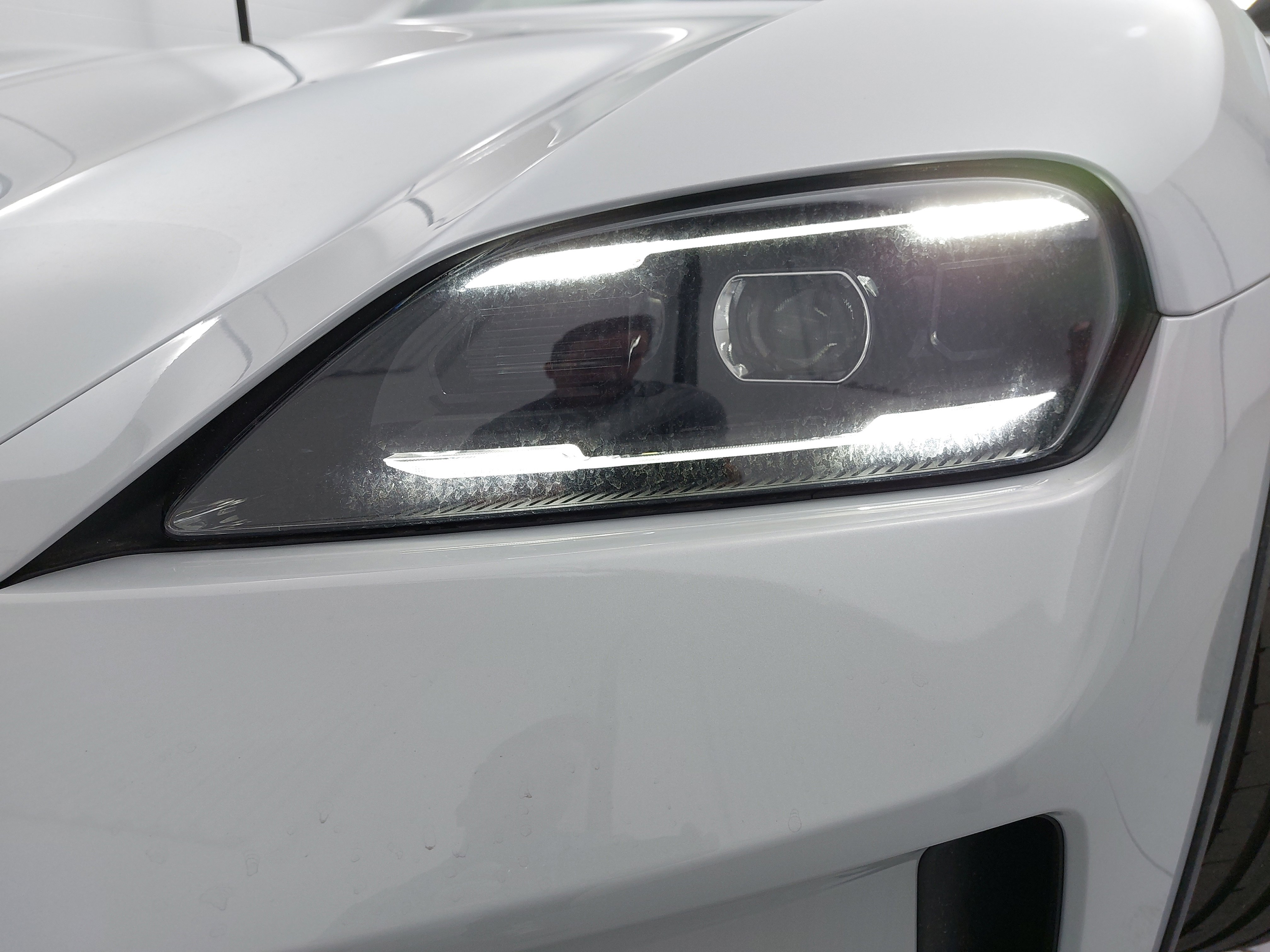 New 2025 Porsche Taycan 4S image 34