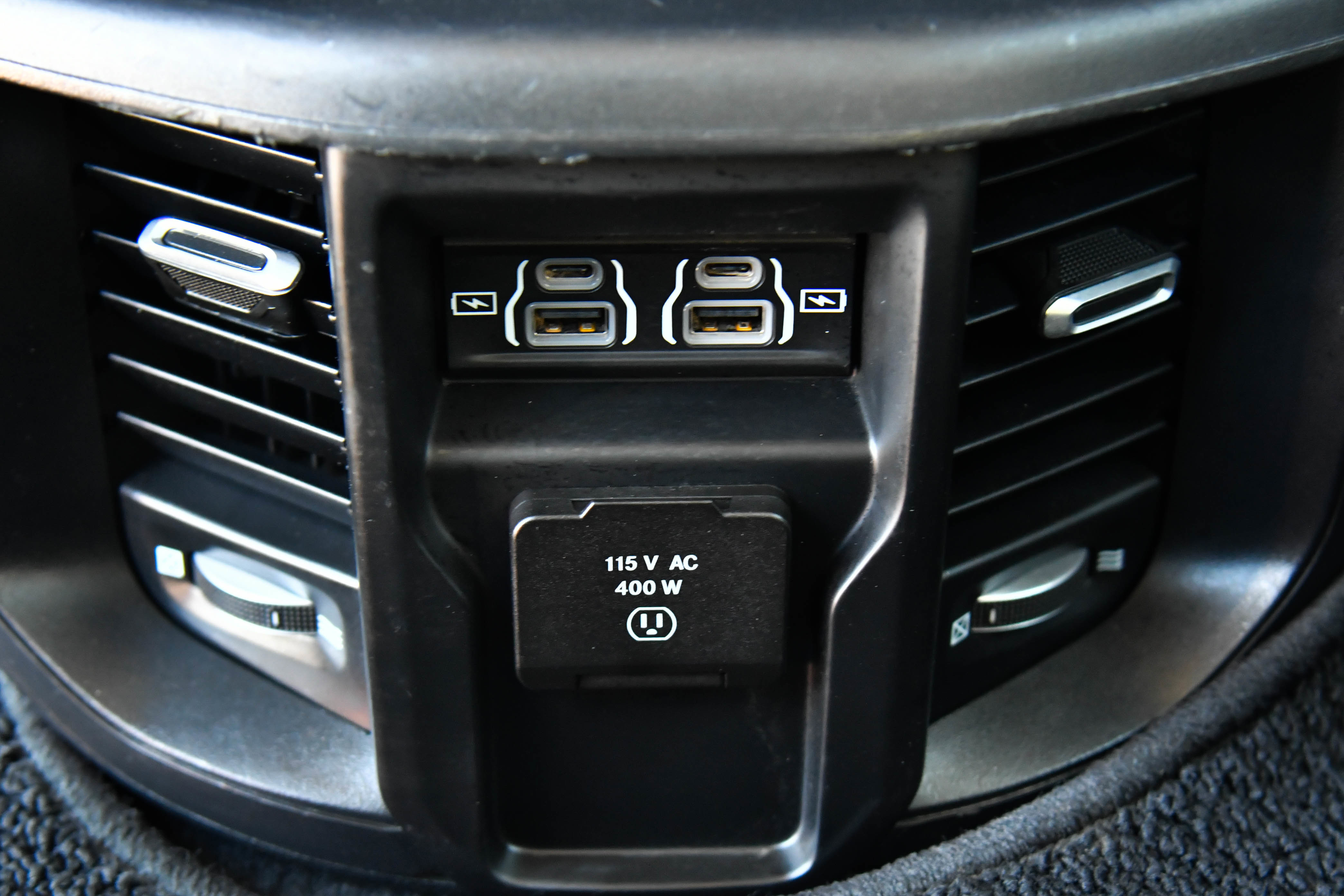 Used 2024 RAM 2500 Laramie image 46