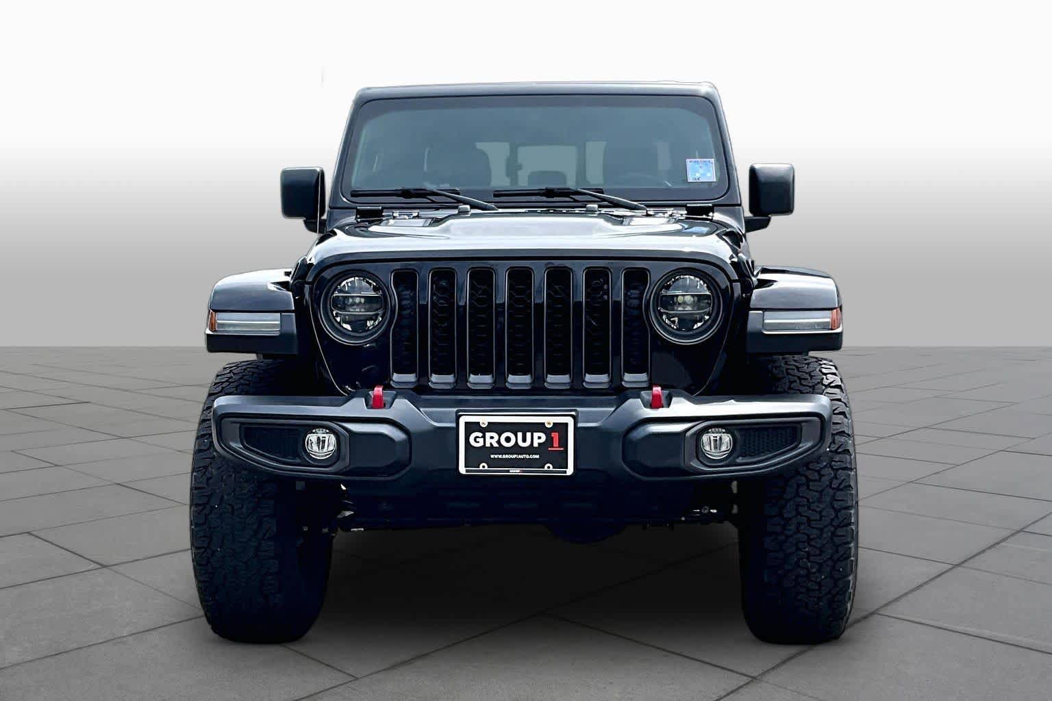 Used 2022 Jeep Gladiator Rubicon w/ LED Lighting Group AWD/4WD image 4