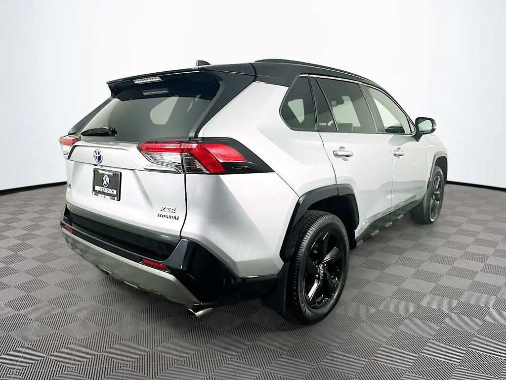 Used 2021 Toyota RAV4 XSE AWD/4WD image 9
