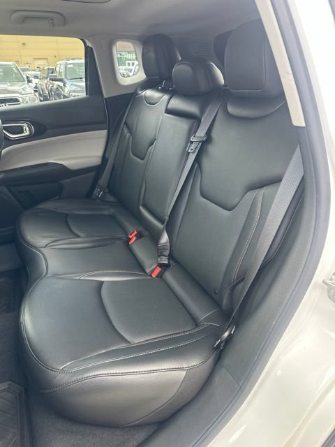 Used 2022 Jeep Compass Limited w/ Sun and Sound Group AWD/4WD image 20