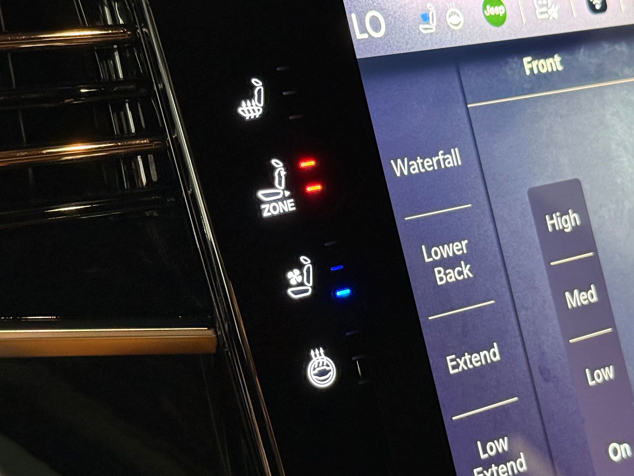 Used 2024 Jeep Grand Wagoneer Series III w/ HD Trailer Tow Package image 31