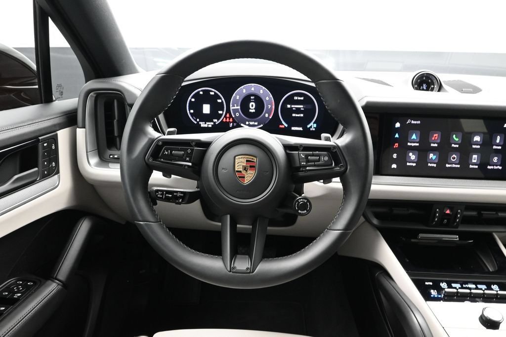 Certified 2025 Porsche Cayenne Coupe AWD/4WD image 20