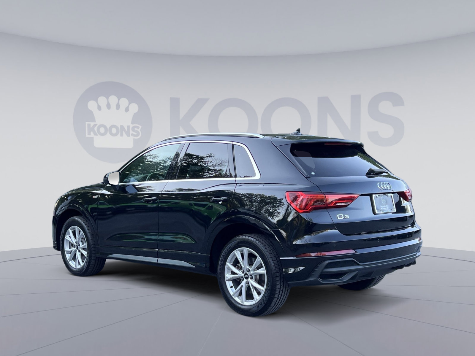 Used 2023 Audi Q3 2.0T Premium AWD/4WD image 5