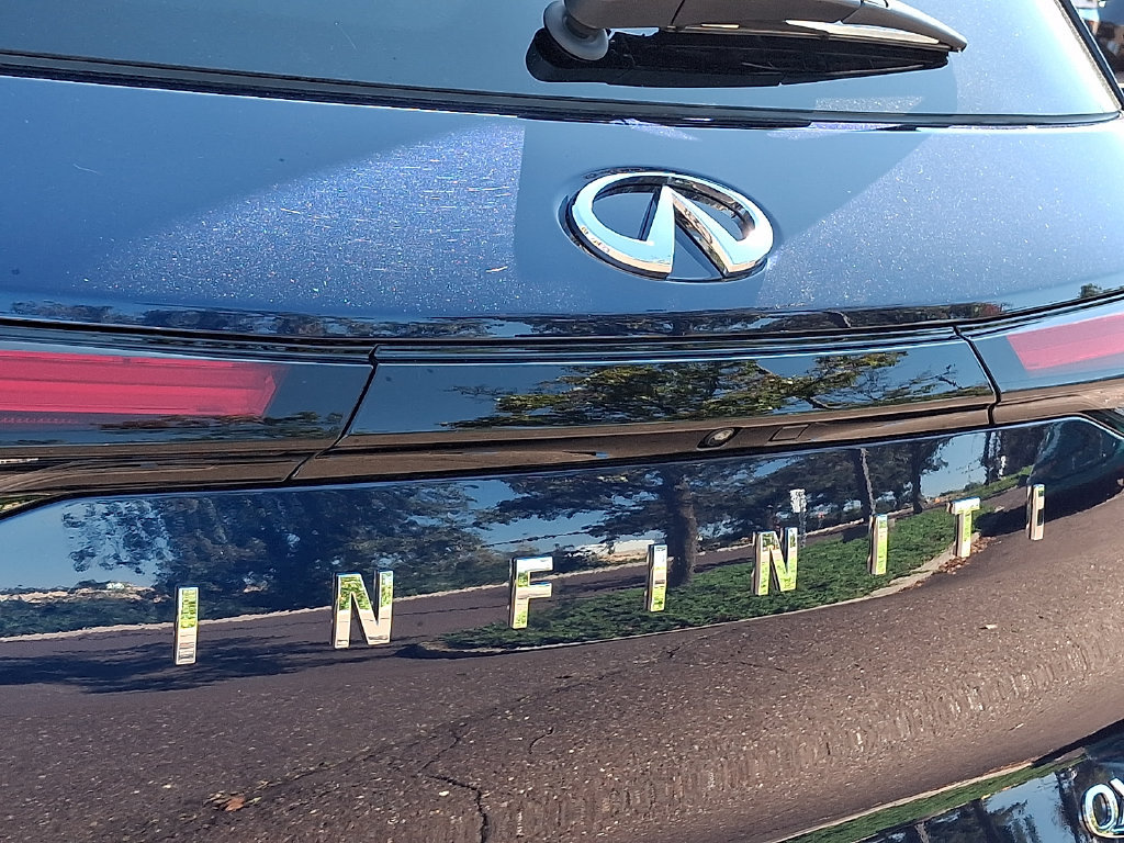Certified 2023 INFINITI QX60 Luxe w/ Cargo Package AWD/4WD image 32