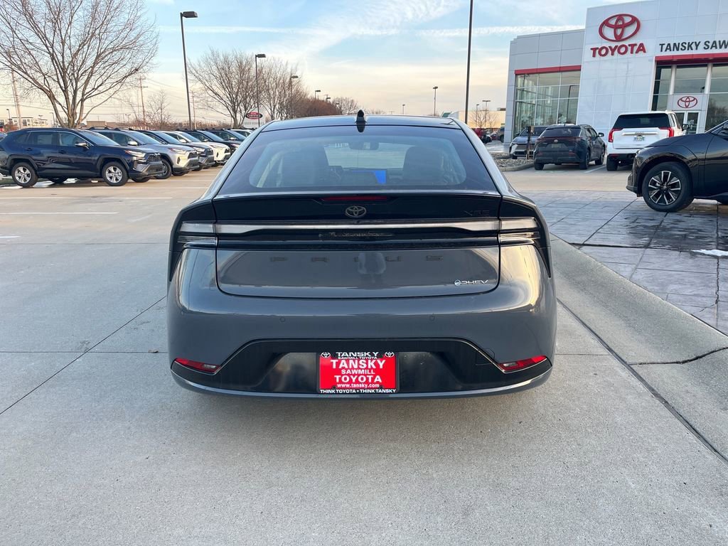 New 2026 Toyota Prius Plug-In Hybrid image 4