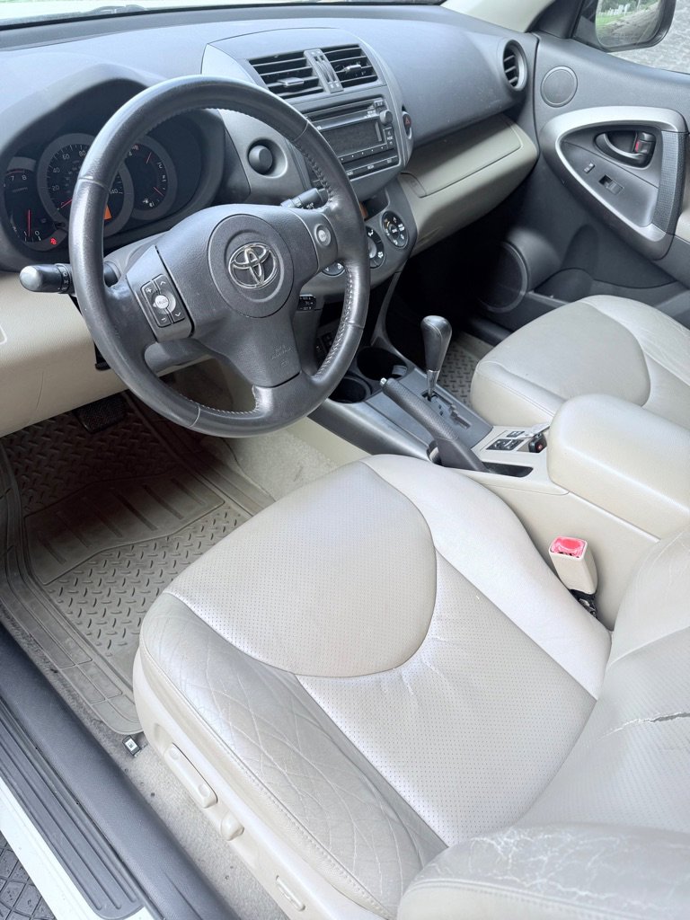 Used 2012 Toyota RAV4 Limited w/ Premium Plus Value Pkg FWD image 5