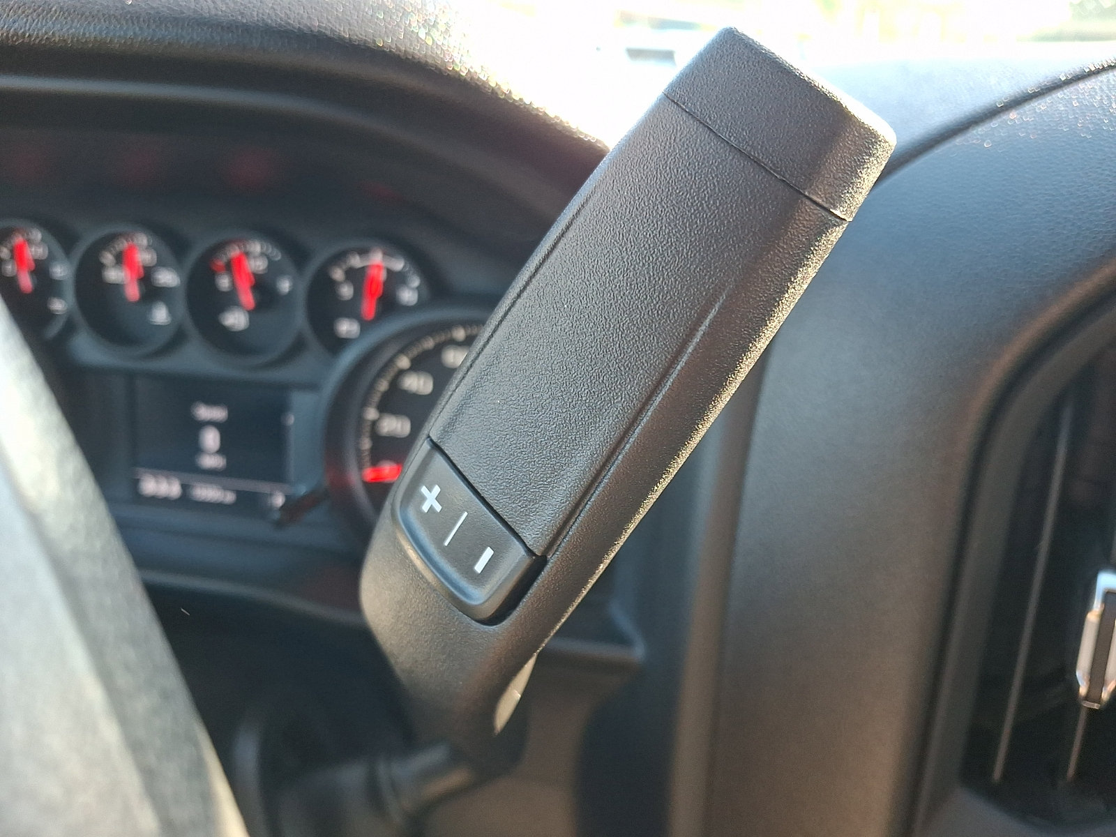 Used 2024 Chevrolet Silverado 2500 Custom w/ Custom Value Package AWD/4WD image 15