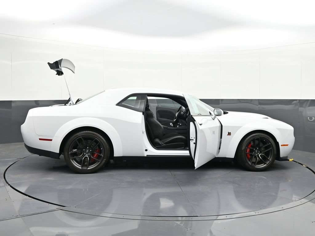 Used 2022 Dodge Challenger R/T Scat Pack RWD image 42