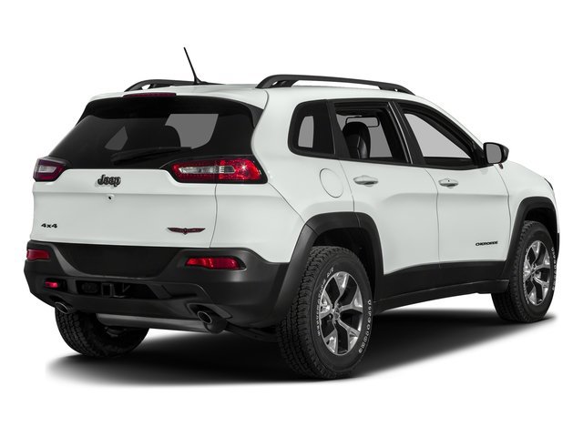 Used 2016 Jeep Cherokee Trailhawk w/ Comfort/Convenience Group AWD/4WD image 2