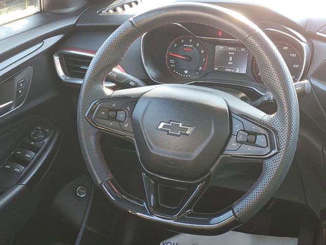 Used 2023 Chevrolet TrailBlazer RS w/ Sun and Liftgate Package image 32
