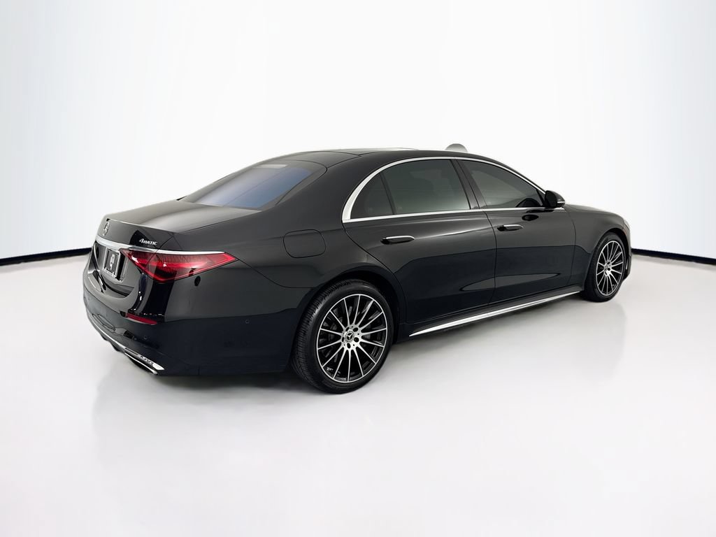 Used 2023 Mercedes-Benz S 580 4MATIC Sedan w/ AMG Line image 5