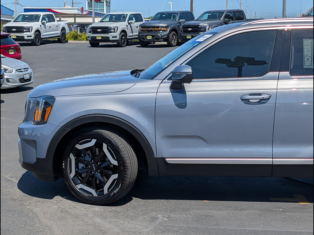 Used 2024 Kia Telluride EX AWD/4WD image 11