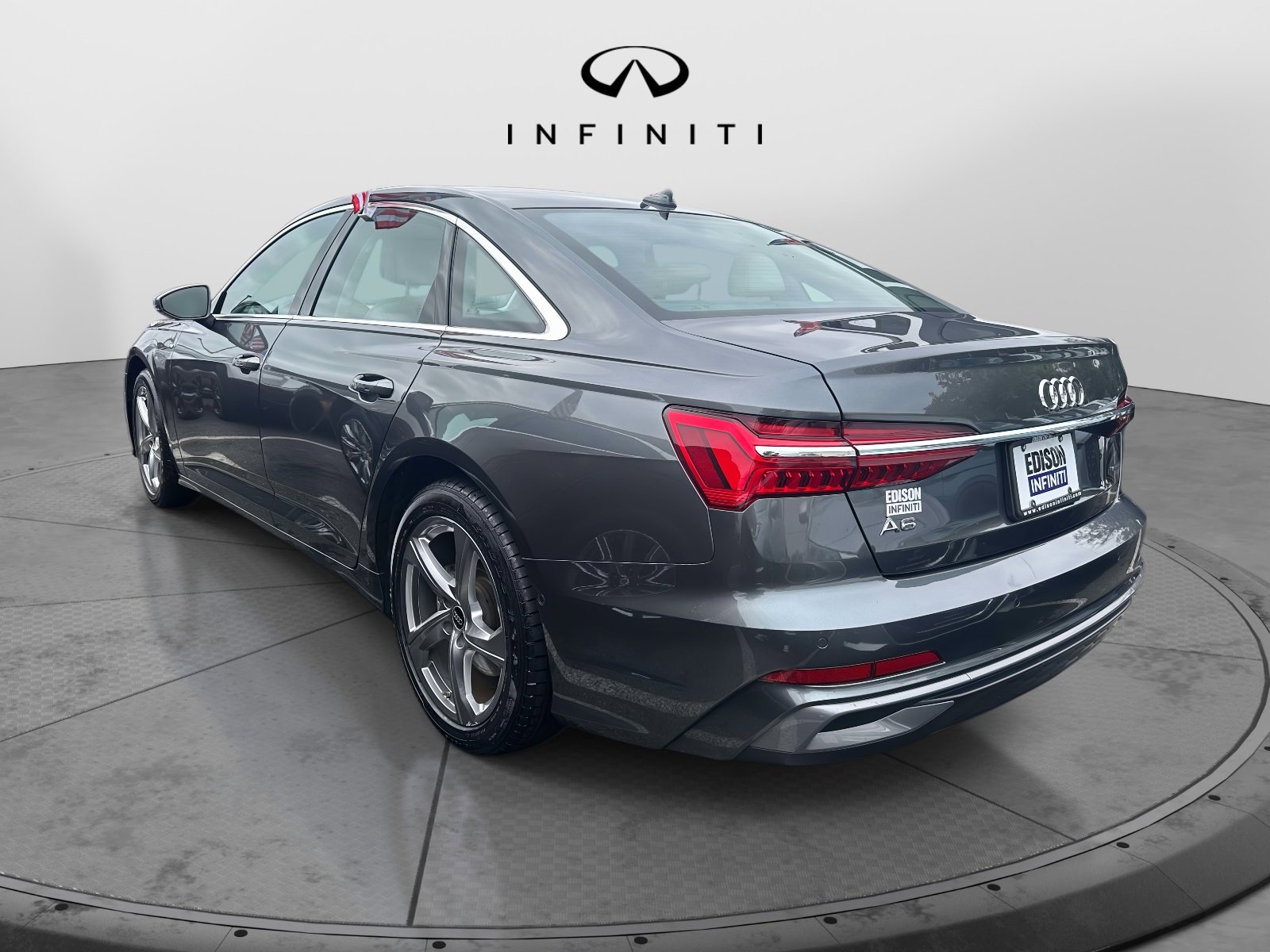 Used 2024 Audi A6 Premium Plus image 4