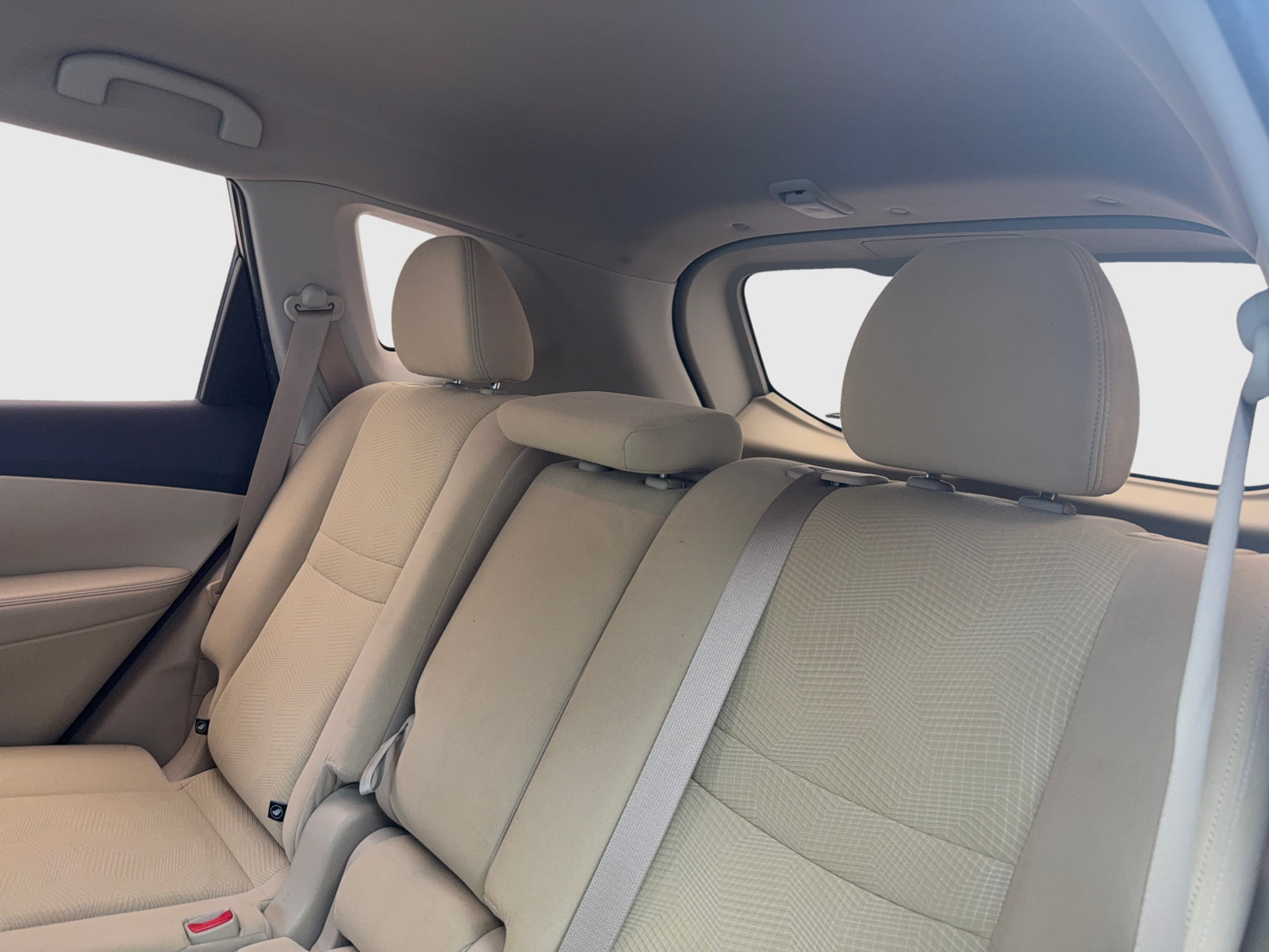 Used 2015 Nissan Rogue S FWD image 50