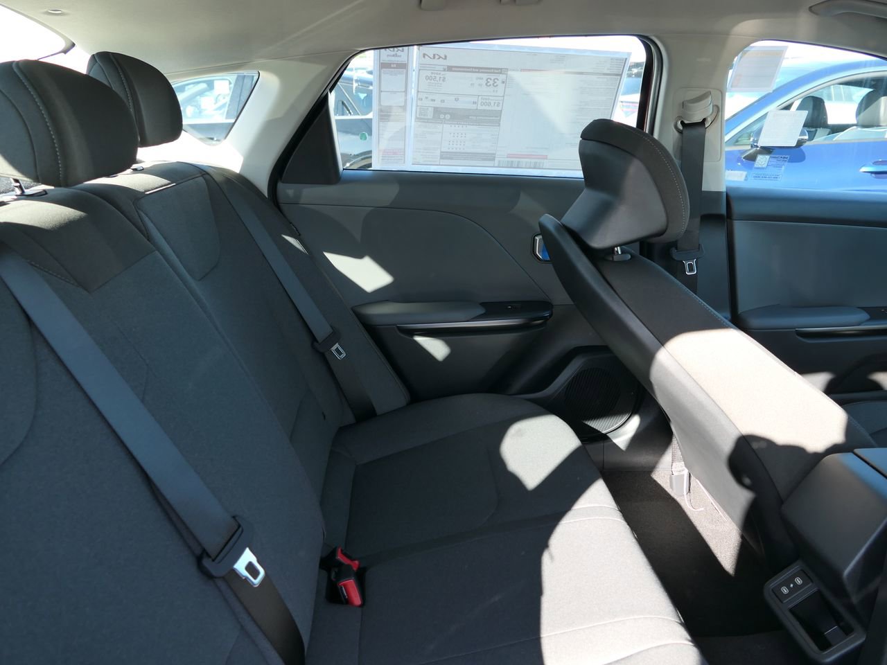 New 2025 Kia K4 LXS image 19