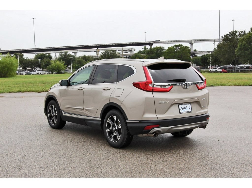 Used 2018 Honda CR-V Touring image 5