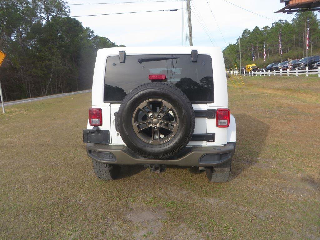 Used 2016 Jeep Wrangler Unlimited Sahara image 7