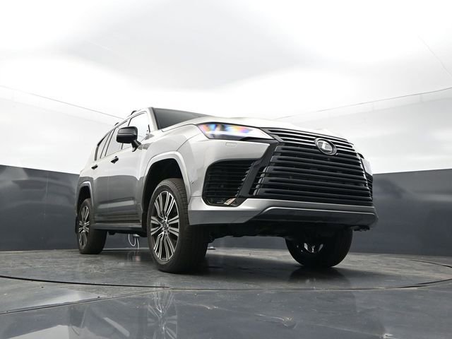 Used 2025 Lexus LX 700h Luxury w/ Appearance Package AWD/4WD image 27