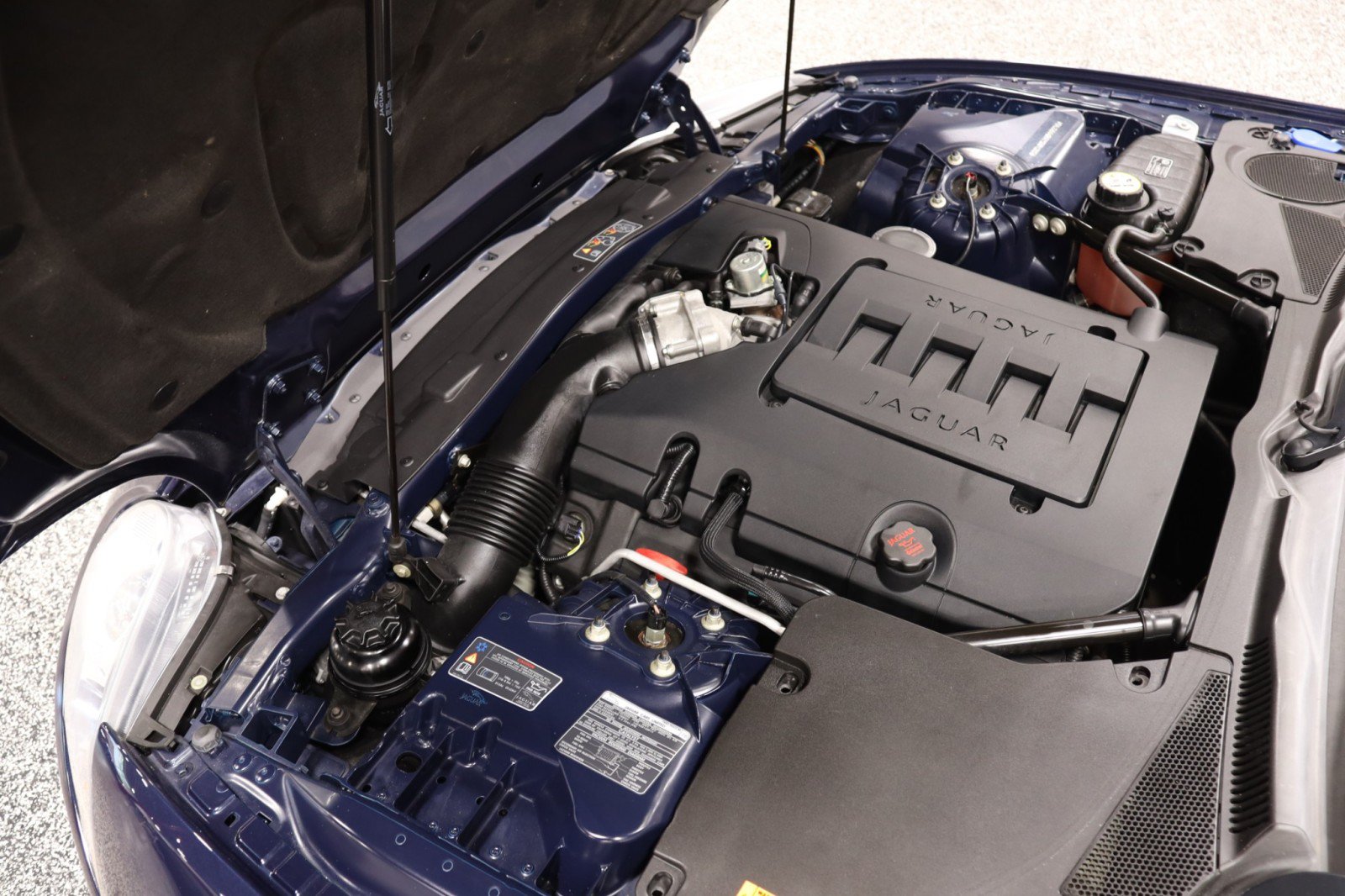 Used 2007 Jaguar XK Convertible RWD image 14