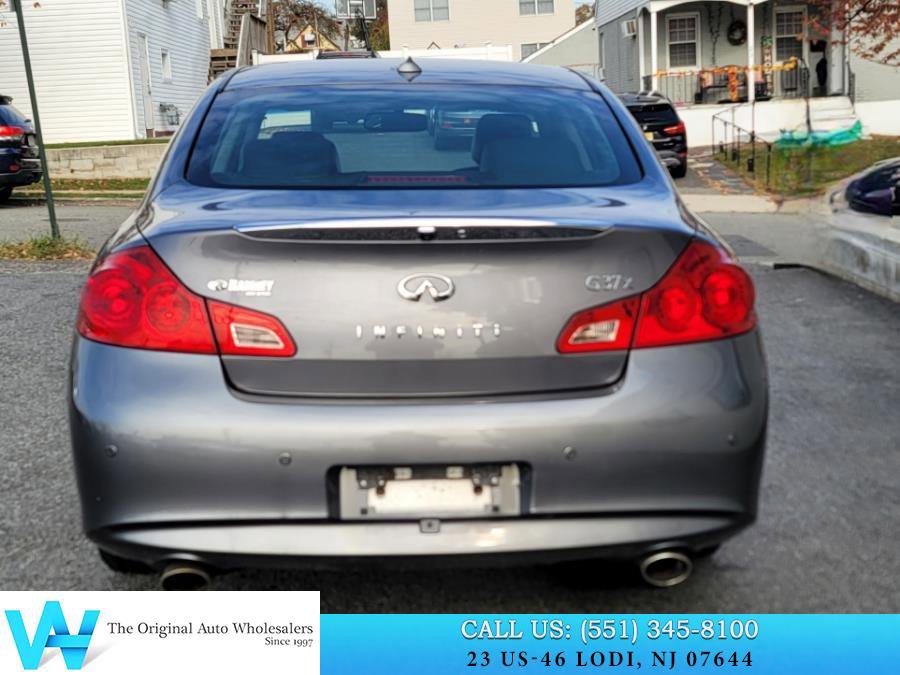 Used 2013 INFINITI G37 x w/ Premium Pkg image 5