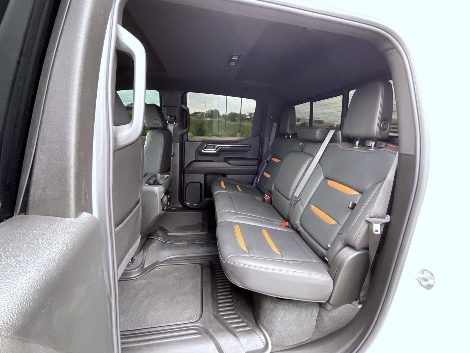 Certified 2024 GMC Sierra 1500 AT4 w/ Technology Package AWD/4WD image 21