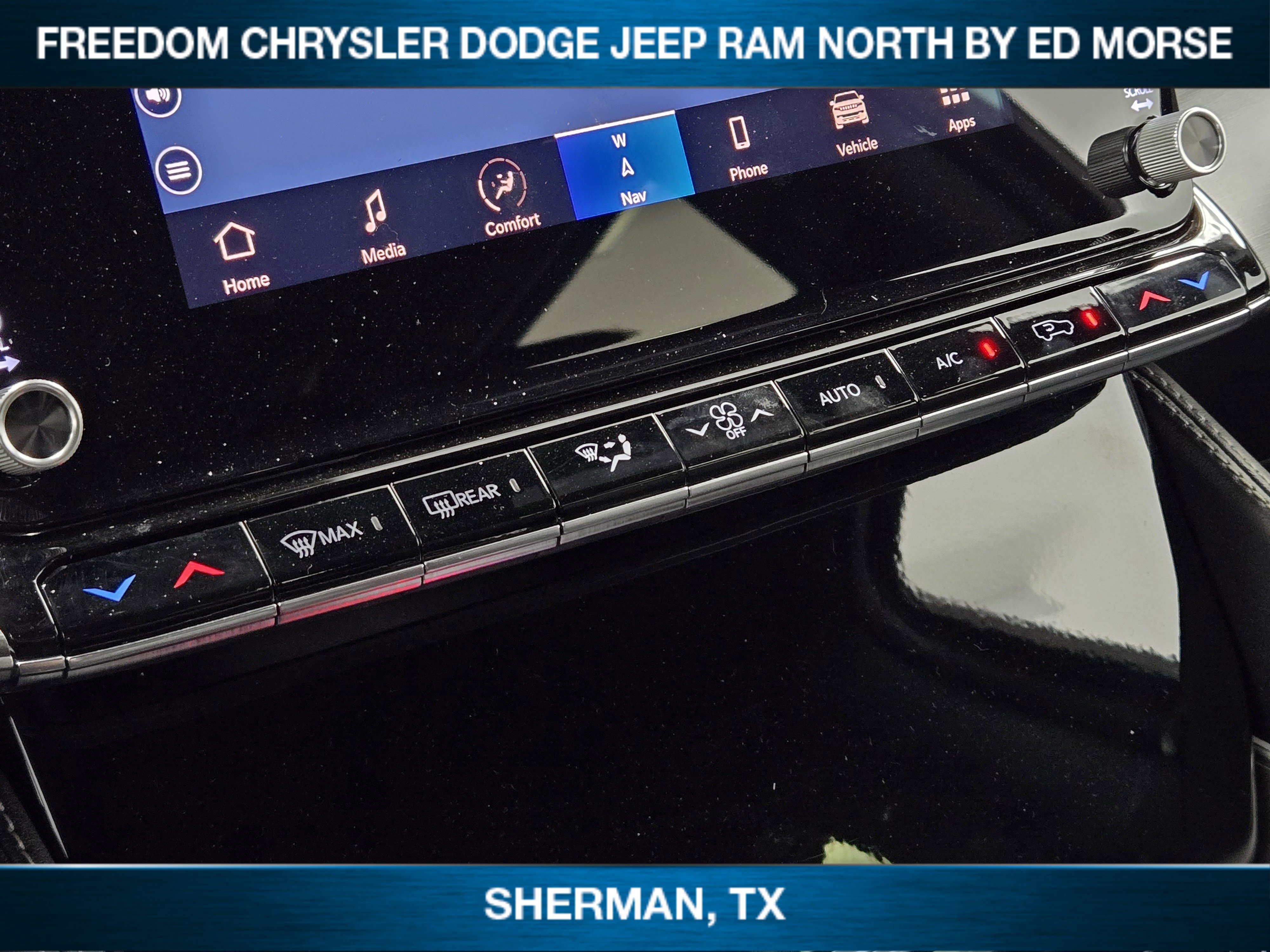 New 2025 Jeep Wagoneer 2WD image 15