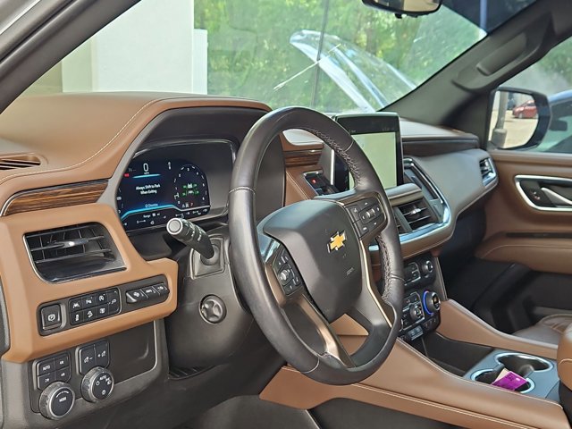 Used 2022 Chevrolet Tahoe High Country AWD/4WD image 9