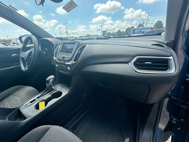 Used 2024 Chevrolet Equinox LT w/ LPO, Floor Liner Package FWD image 32