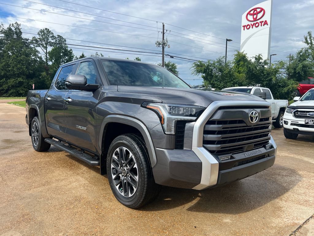 Used 2024 Toyota Tundra Limited AWD/4WD image 1