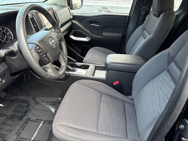 Certified 2024 Nissan Frontier SV w/ SV Convenience Package image 9