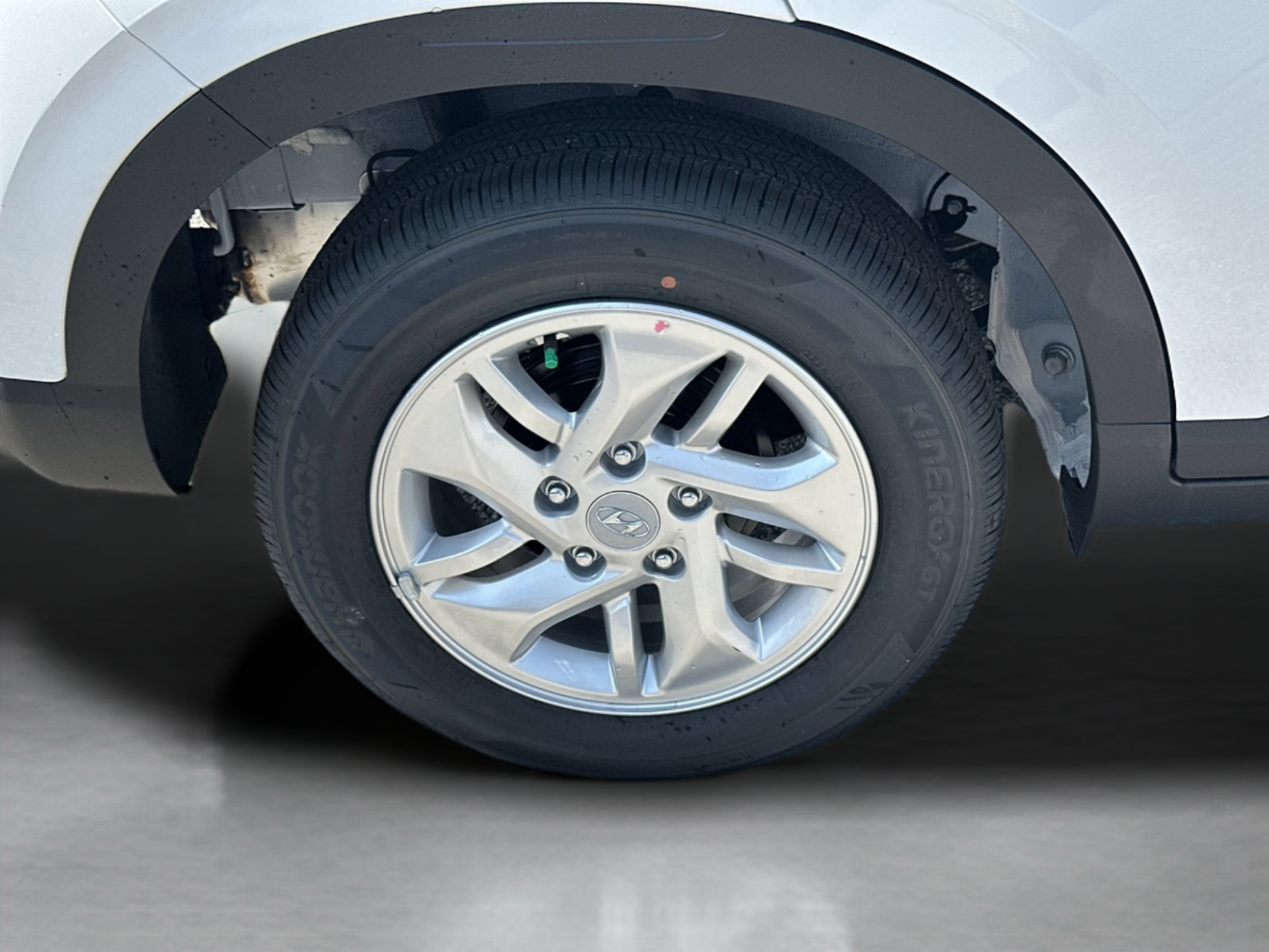 New 2026 Hyundai Venue SE FWD image 31