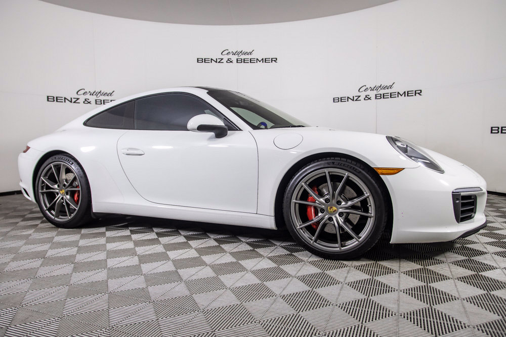 Used 2019 Porsche 911 Carrera S RWD image 2