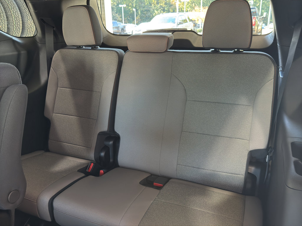 New 2026 Chevrolet Traverse LT w/ LPO, Floor Liner Package image 23