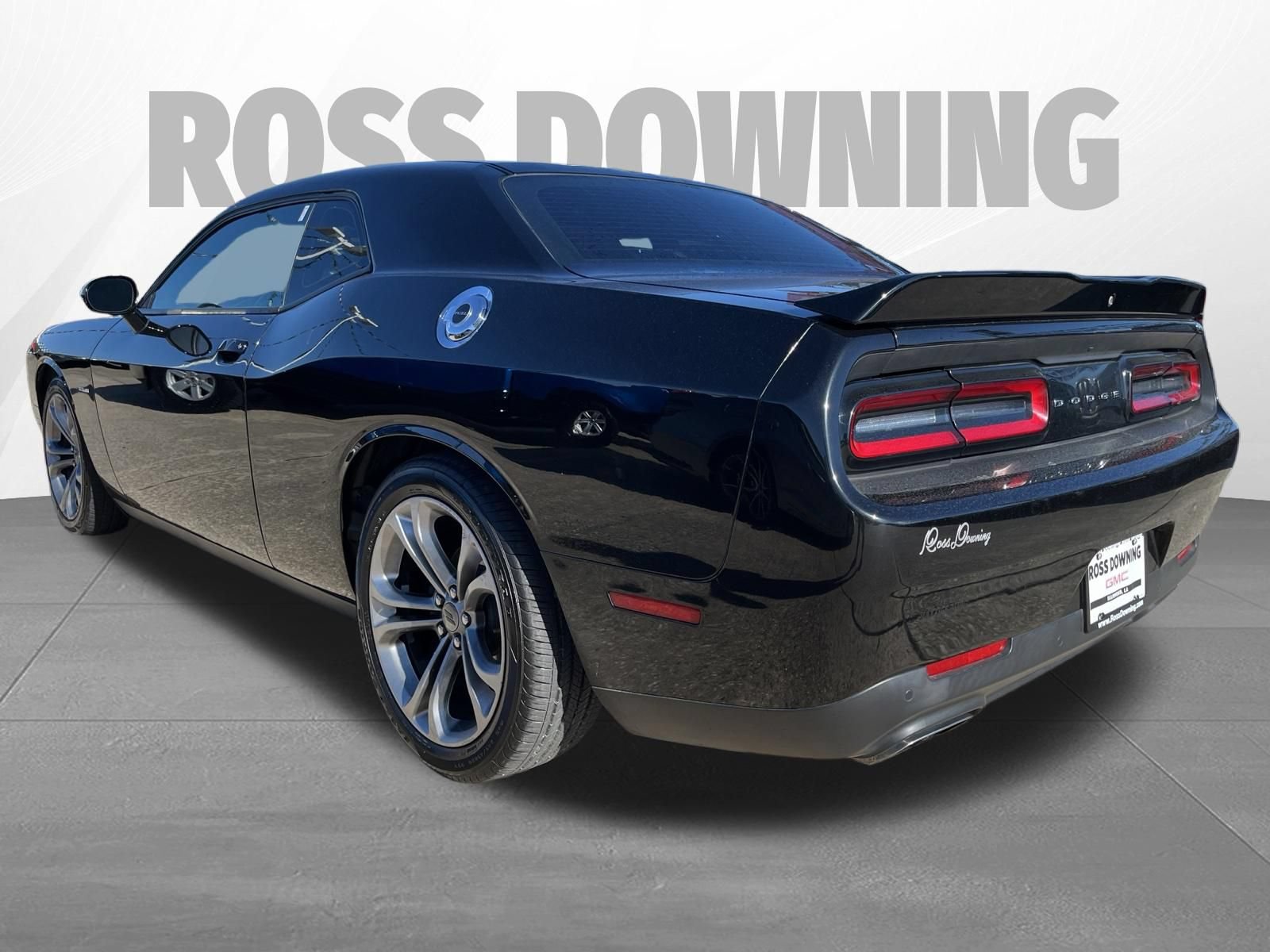 Used 2020 Dodge Challenger R/T RWD image 6