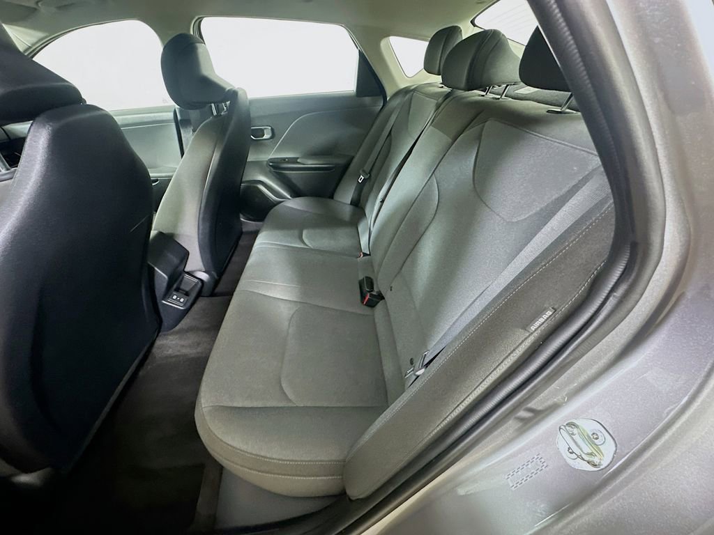 Used 2025 Kia K4 LXS image 14