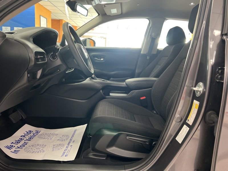 Used 2024 Honda HR-V LX image 17