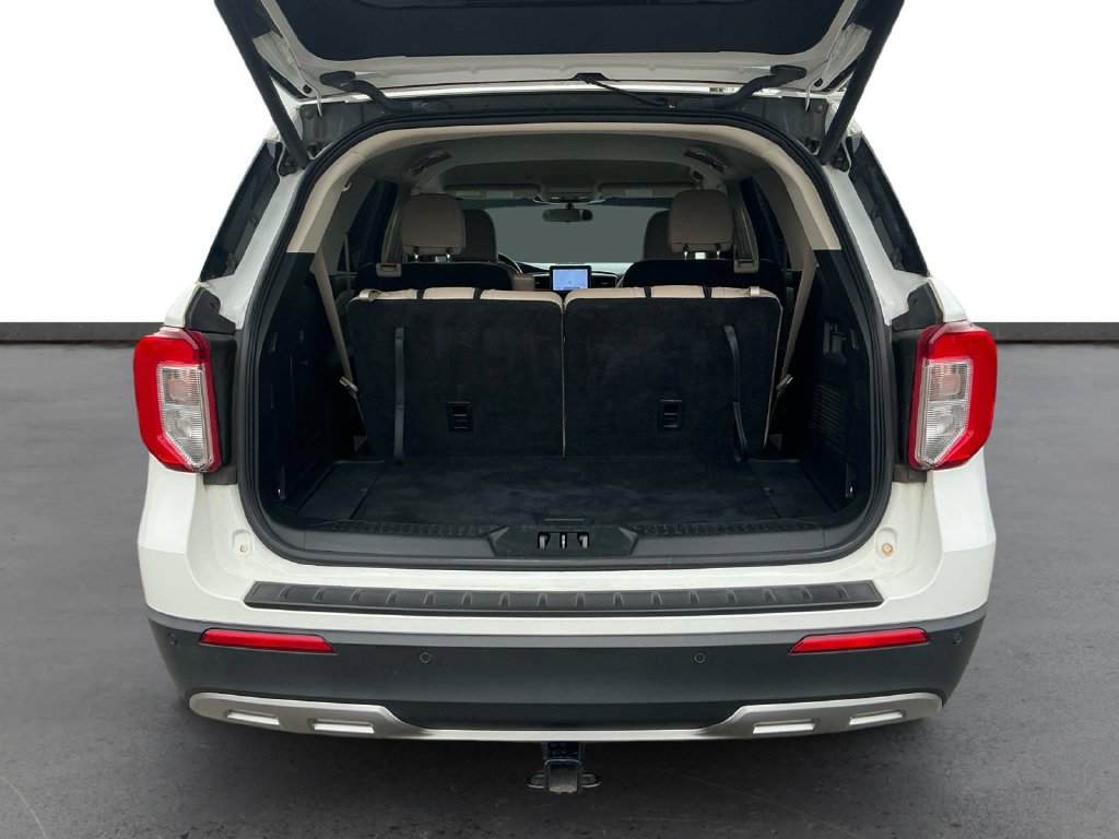 Used 2022 Ford Explorer XLT w/ Equipment Group 202A RWD image 24