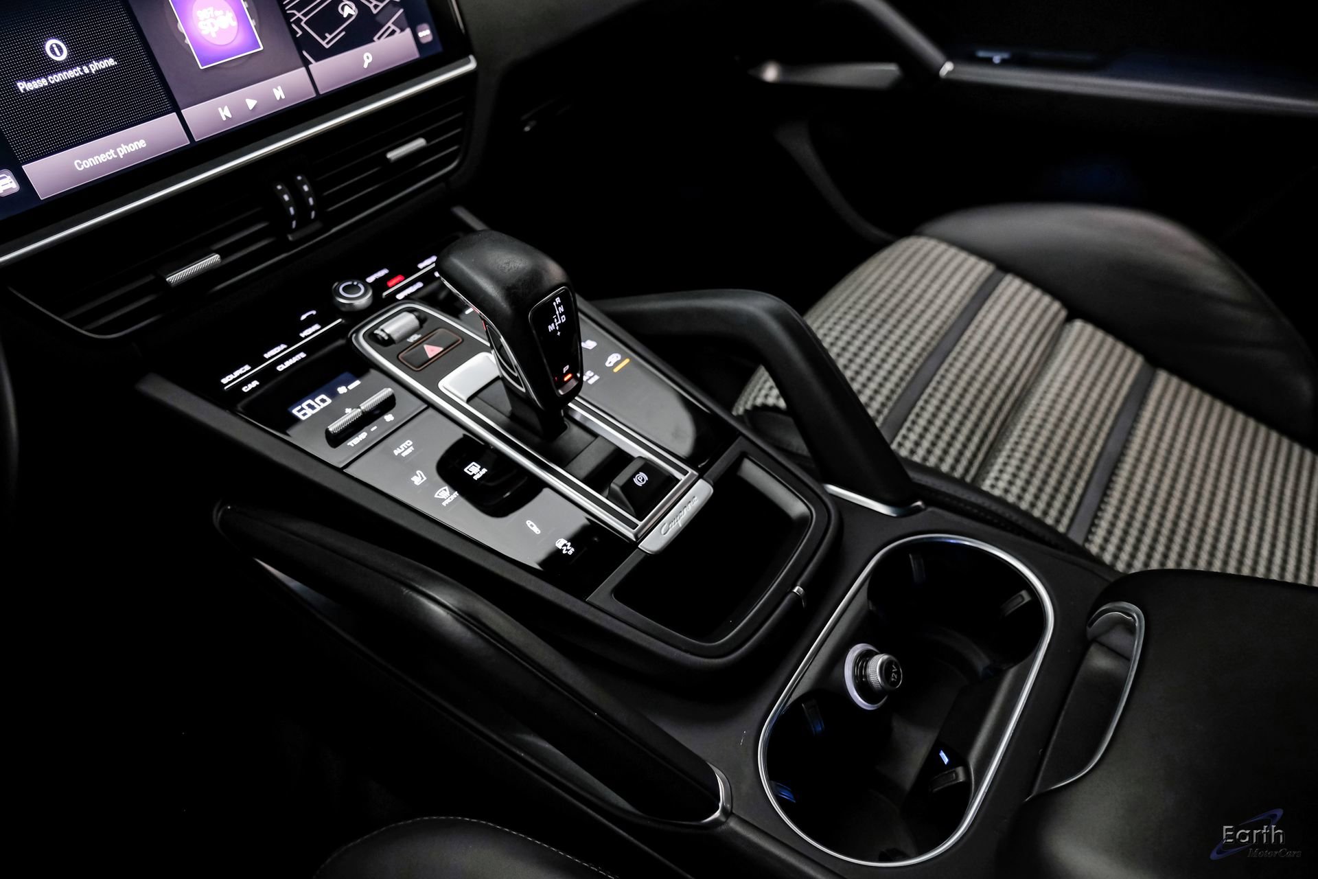 Used 2022 Porsche Cayenne Turbo image 58