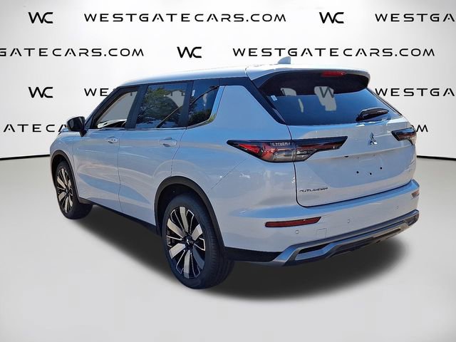 New 2025 Mitsubishi Outlander SE image 4