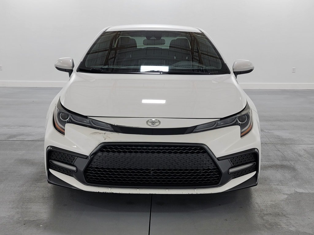 Used 2020 Toyota Corolla SE FWD image 3