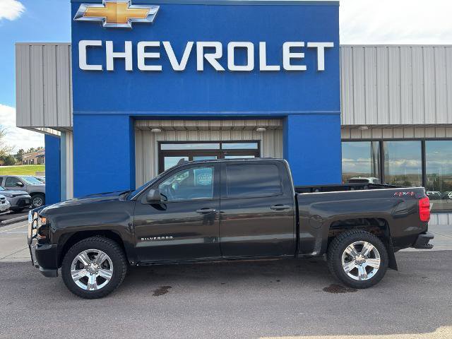 Used 2018 Chevrolet Silverado 1500 Custom w/ Trailering Package AWD/4WD image 1