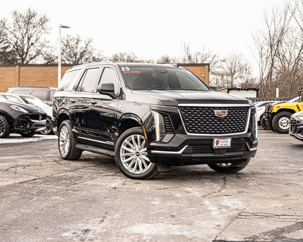 Used 2025 Cadillac Escalade Luxury image 6