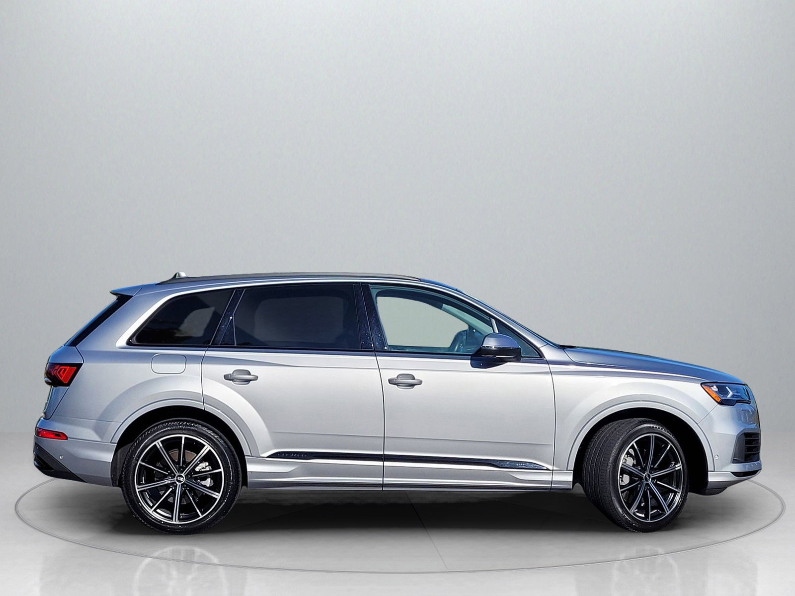 Used 2021 Audi Q7 3.0T Premium Plus w/ Premium Plus Package image 9