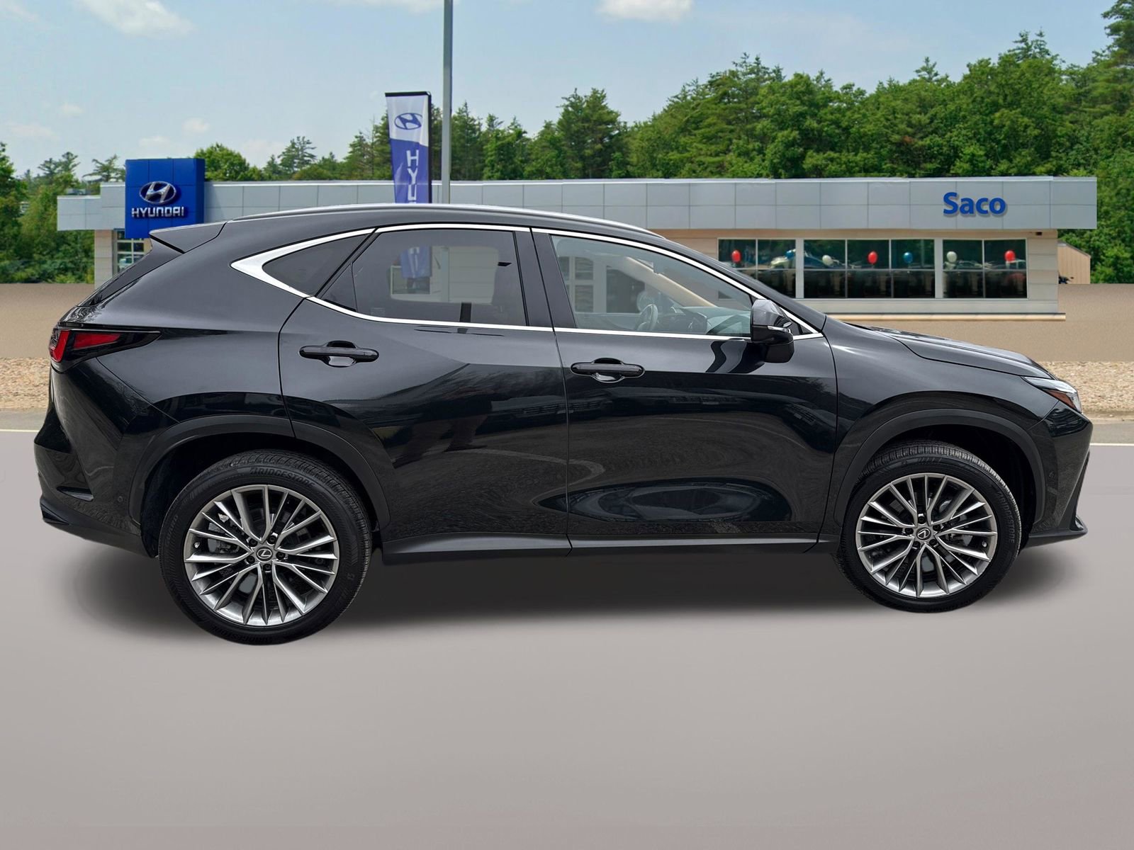 Used 2022 Lexus NX 350h AWD w/ Vision Package image 6