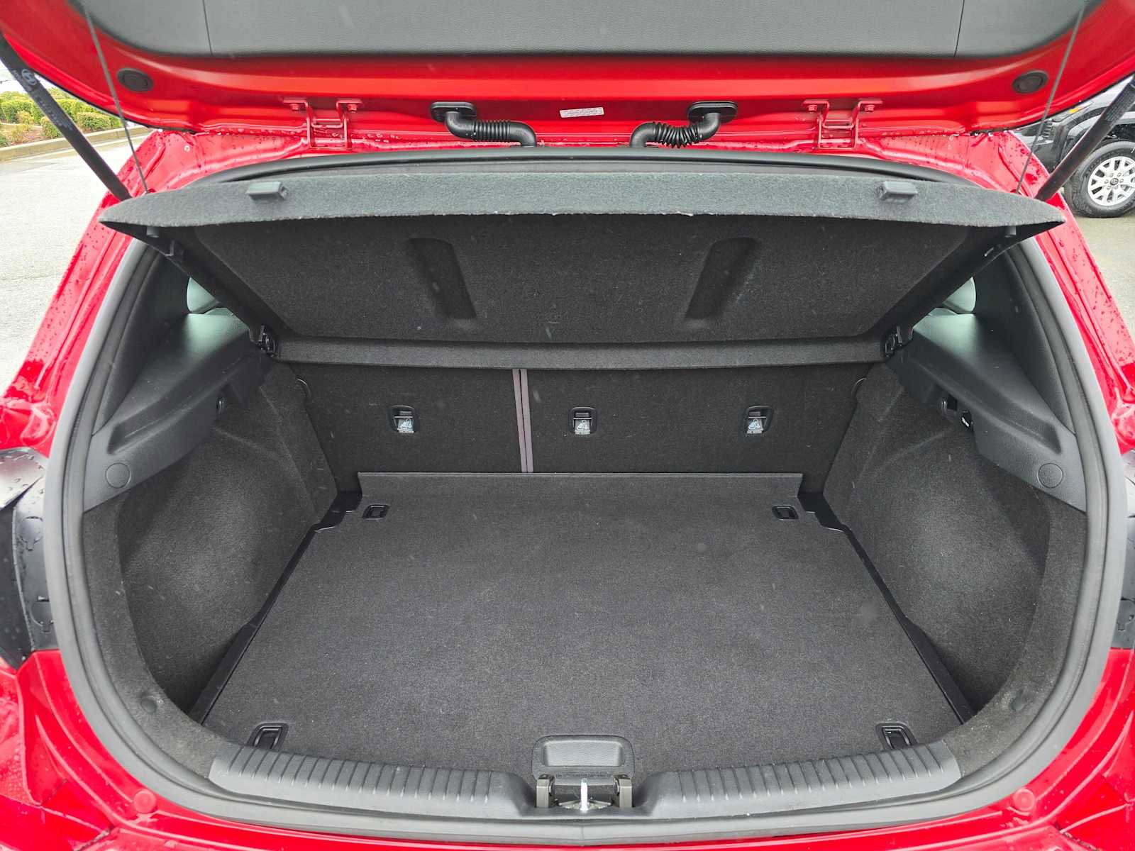 Used 2020 Hyundai Elantra GT w/ Style Package 02 image 16