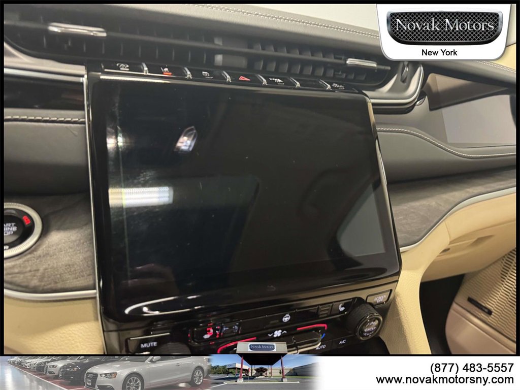 Used 2022 Jeep Grand Cherokee L Limited image 22