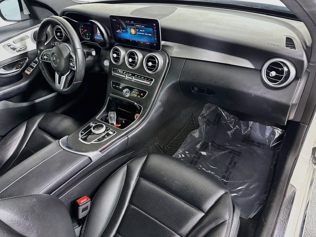 Used 2019 Mercedes-Benz C 300 Sedan w/ Premium Package image 29